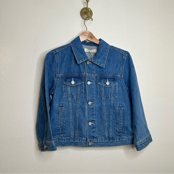 NWT TRAVE Denim Zoey Cropped Denim Jacket M - Picture 2 of 12